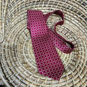 100% silk Axe Mod tie